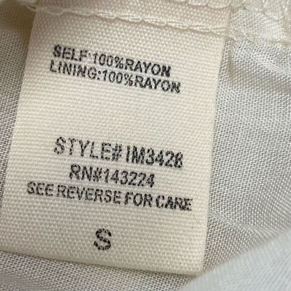 ILLA ILLA Women’s Floral Lace Cream Dress Size Small - Picture 3 of 8